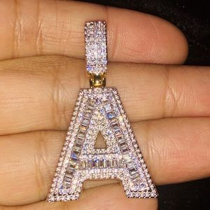 Beautiful Initial Pendant Charm 2ct VVS Best Gift